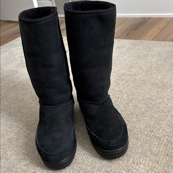 UGG Ultra Tall Black Braid Detail Boots Size 10 - Picture 3 of 14